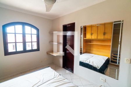 Casa de condomínio à venda com 185m², 3 quartos e 2 vagas Casa de condomínio à venda com 185m², 3 quartos e 2 vagasSuite