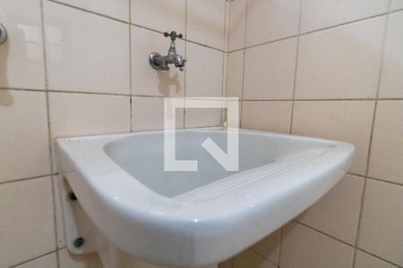 Casa de condomínio à venda com 185m², 3 quartos e 2 vagas Casa de condomínio à venda com 185m², 3 quartos e 2 vagasLavanderia Detalhe