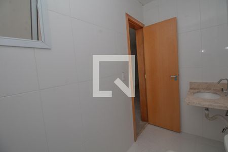 Casa à venda com 152m², 3 quartos e 4 vagasQuarto 1 - Banheiro 