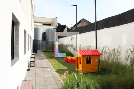 Apartamento para alugar com 33m², 2 quartos e sem vagaÁrea comum - Playground