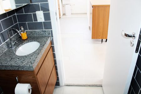 Apartamento para alugar com 33m², 2 quartos e sem vagaBanheiro