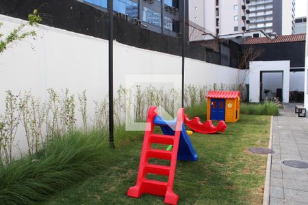 Apartamento para alugar com 33m², 2 quartos e sem vagaÁrea comum - Playground