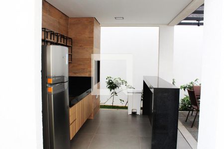 Apartamento para alugar com 33m², 2 quartos e sem vagaÁrea comum - Churrasqueira