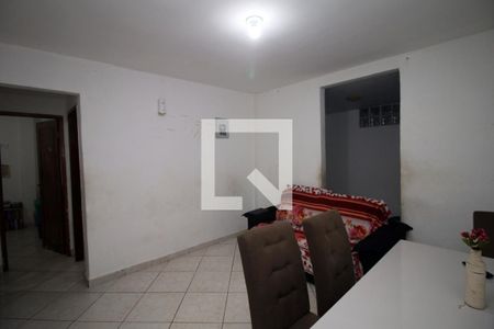 Sala de apartamento para alugar com 2 quartos, 62m² em Olaria, Rio de Janeiro
