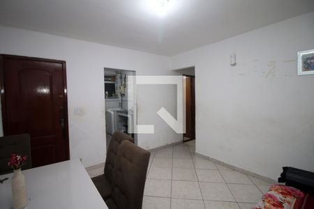 Sala de apartamento para alugar com 2 quartos, 62m² em Olaria, Rio de Janeiro
