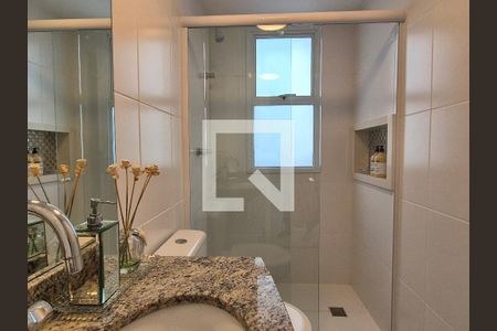 Apartamento à venda com 143m², 3 quartos e 2 vagasBanheiro da Suíte 1