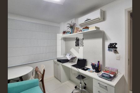 Apartamento à venda com 143m², 3 quartos e 2 vagasquarto