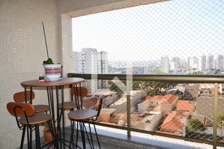 Apartamento à venda com 186m², 4 quartos e 3 vagasVaranda