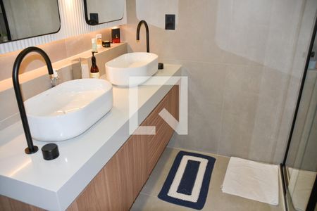 Apartamento à venda com 186m², 4 quartos e 3 vagasBanheiro