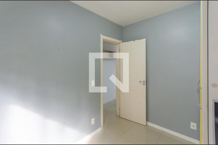 Quarto 1 de apartamento à venda com 3 quartos, 61m² em Cavalhada, Porto Alegre