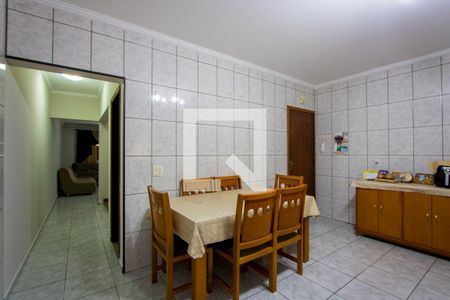 Casa à venda com 174m², 3 quartos e 2 vagasCopa/Cozinha
