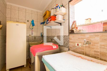 Casa à venda com 174m², 3 quartos e 2 vagasÁrea de serviço