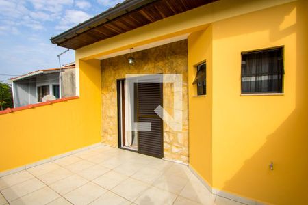 Casa à venda com 174m², 3 quartos e 2 vagasVaranda do quarto 1