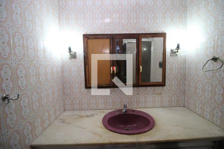 Apartamento à venda com 71m², 3 quartos e sem vagaBanheiro