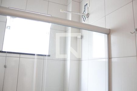 Banheiro de apartamento para alugar com 2 quartos, 50m² em Goiânia, Belo Horizonte