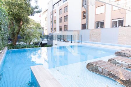 Apartamento para alugar com 29m², 1 quarto e 1 vaga Apartamento para alugar com 29m², 1 quarto e 1 vagaÁrea comum - Piscina