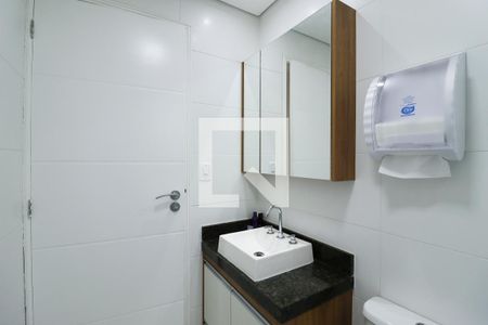 Apartamento à venda com 200m², 4 quartos e 5 vagasBanheiro da Suíte 2