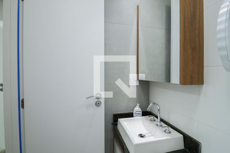 Apartamento à venda com 200m², 4 quartos e 5 vagasBanheiro da Suíte 1