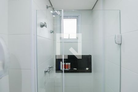 Apartamento à venda com 200m², 4 quartos e 5 vagasBanheiro da Suíte 1