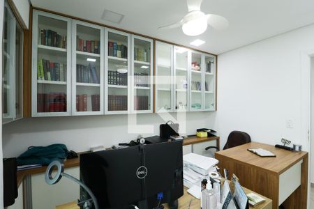 Apartamento à venda com 200m², 4 quartos e 5 vagasQuarto 1