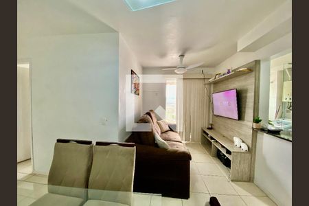 Sala de apartamento à venda com 2 quartos, 60m² em Del Castilho, Rio de Janeiro