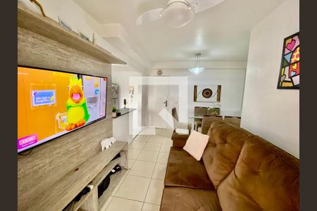 Sala de apartamento à venda com 2 quartos, 60m² em Del Castilho, Rio de Janeiro