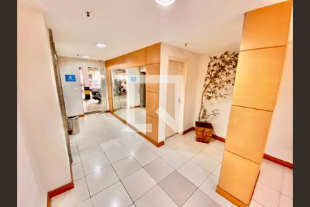 Apartamento à venda com 60m², 2 quartos e 1 vagaHall de entrada