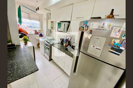 Apartamento à venda com 60m², 2 quartos e 1 vagaCozinha e Área de Serviço