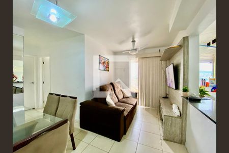 Sala de apartamento à venda com 2 quartos, 60m² em Del Castilho, Rio de Janeiro