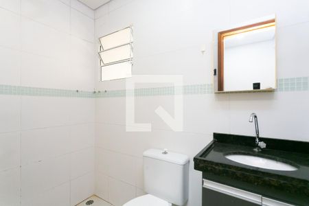 Banheiro  de apartamento para alugar com 1 quarto, 34m² em Vila Campanela, São Paulo