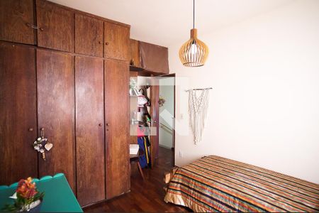 Casa de condomínio à venda com 117m², 4 quartos e 2 vagasQuarto 2