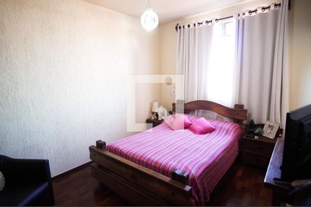 Casa de condomínio à venda com 117m², 4 quartos e 2 vagasQuarto 1