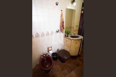 Casa de condomínio à venda com 117m², 4 quartos e 2 vagasBanheiro 2