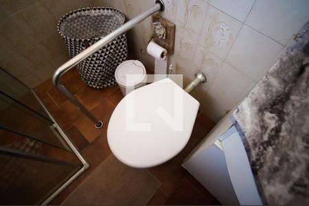 Casa de condomínio à venda com 117m², 4 quartos e 2 vagasBanheiro 1