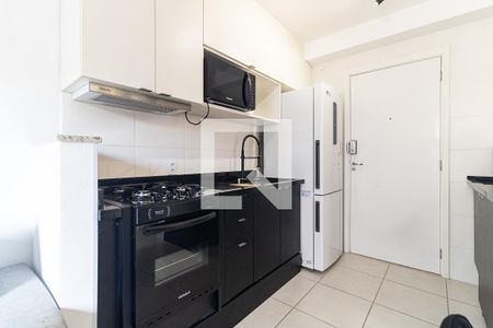 Cozinha de apartamento à venda com 2 quartos, 33m² em Parque Fongaro, São Paulo