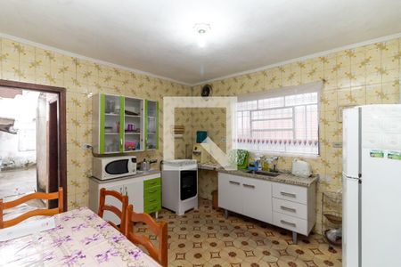 Casa à venda com 137m², 2 quartos e 8 vagasCozinha