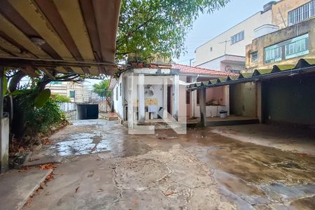 Casa à venda com 137m², 2 quartos e 8 vagasGaragem