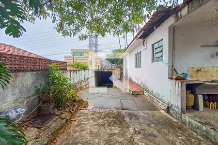 Casa à venda com 137m², 2 quartos e 8 vagasGaragem