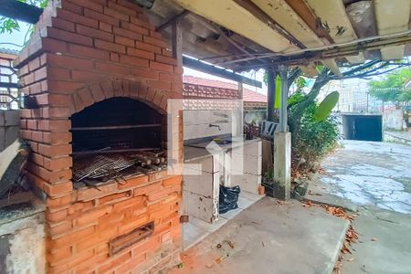 Casa à venda com 137m², 2 quartos e 8 vagasChurrasqueira