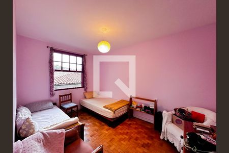 Casa à venda com 102m², 4 quartos e 1 vagaQuarto 3