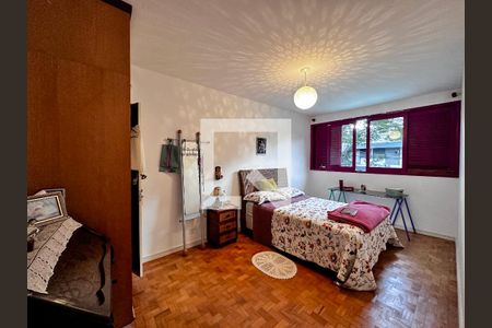 Casa à venda com 102m², 4 quartos e 1 vagaQuarto 1