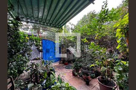 Casa à venda com 102m², 4 quartos e 1 vagaGaragem