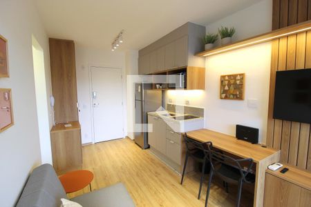 Sala/Cozinha de kitnet/studio para alugar com 1 quarto, 31m² em Indianópolis, São Paulo
