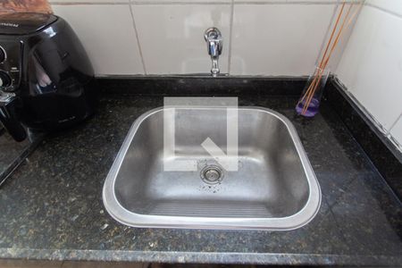 Apartamento à venda com 48m², 2 quartos e 1 vagaCozinha e Área de Serviço