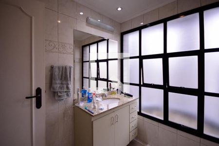 Apartamento à venda com 176m², 3 quartos e 3 vagasBanheiro do Quarto 1