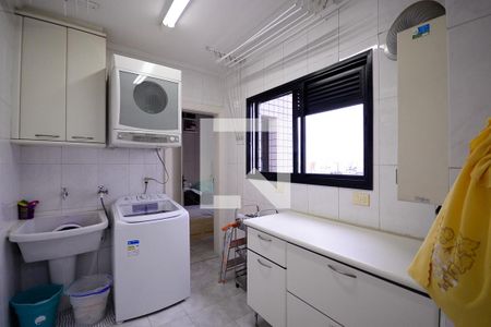 Apartamento à venda com 176m², 3 quartos e 3 vagasÁrea de Serviço 