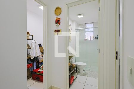 Corredor de apartamento à venda com 1 quarto, 68m² em Ouro Preto, Belo Horizonte