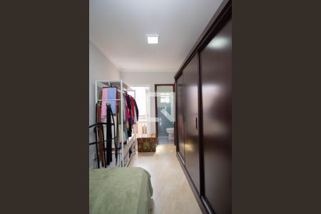 Casa à venda com 200m², 3 quartos e 3 vagasQuarto 3 - Suíte 3