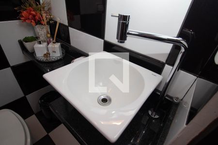 Casa à venda com 200m², 3 quartos e 3 vagasLavabo