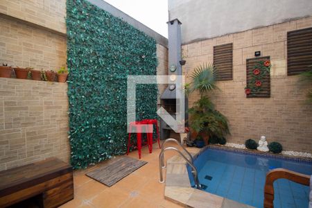 Casa à venda com 200m², 3 quartos e 3 vagasPiscina